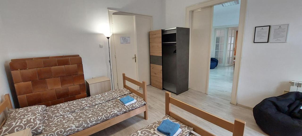 Belgrade Backpackers Home Extérieur photo